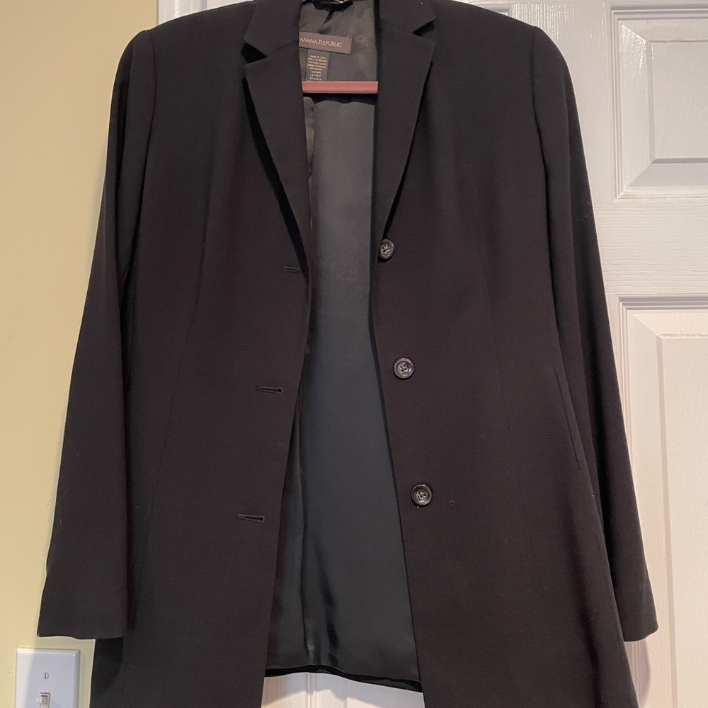 Banana Republic wool blazer - size 6